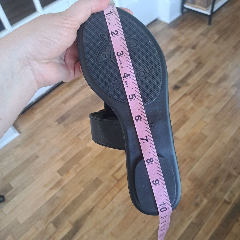 Gucci Marmot Laveugle Par Amour GG Women’s Black Leather Thong Sandals Size 39 - Picture 9 of 9